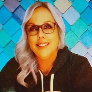 Meet your Posher, Robyn